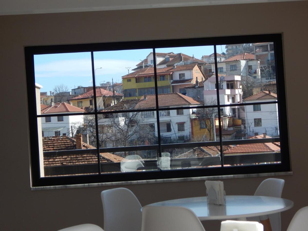 Small Hotel Ora Pogradec Exterior foto